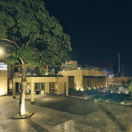 Avari Boutique Multan Ngoại thất bức ảnh