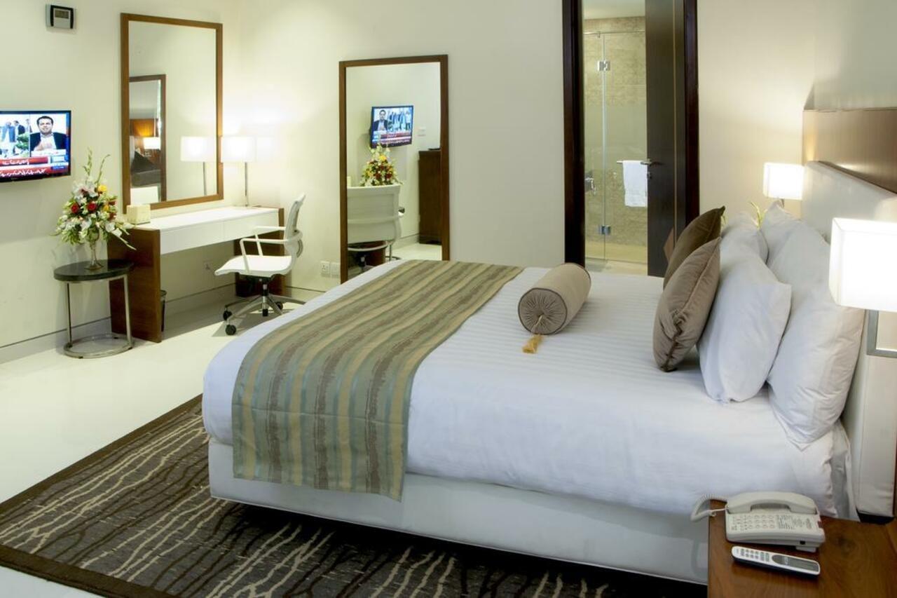 Avari Boutique Multan Ngoại thất bức ảnh