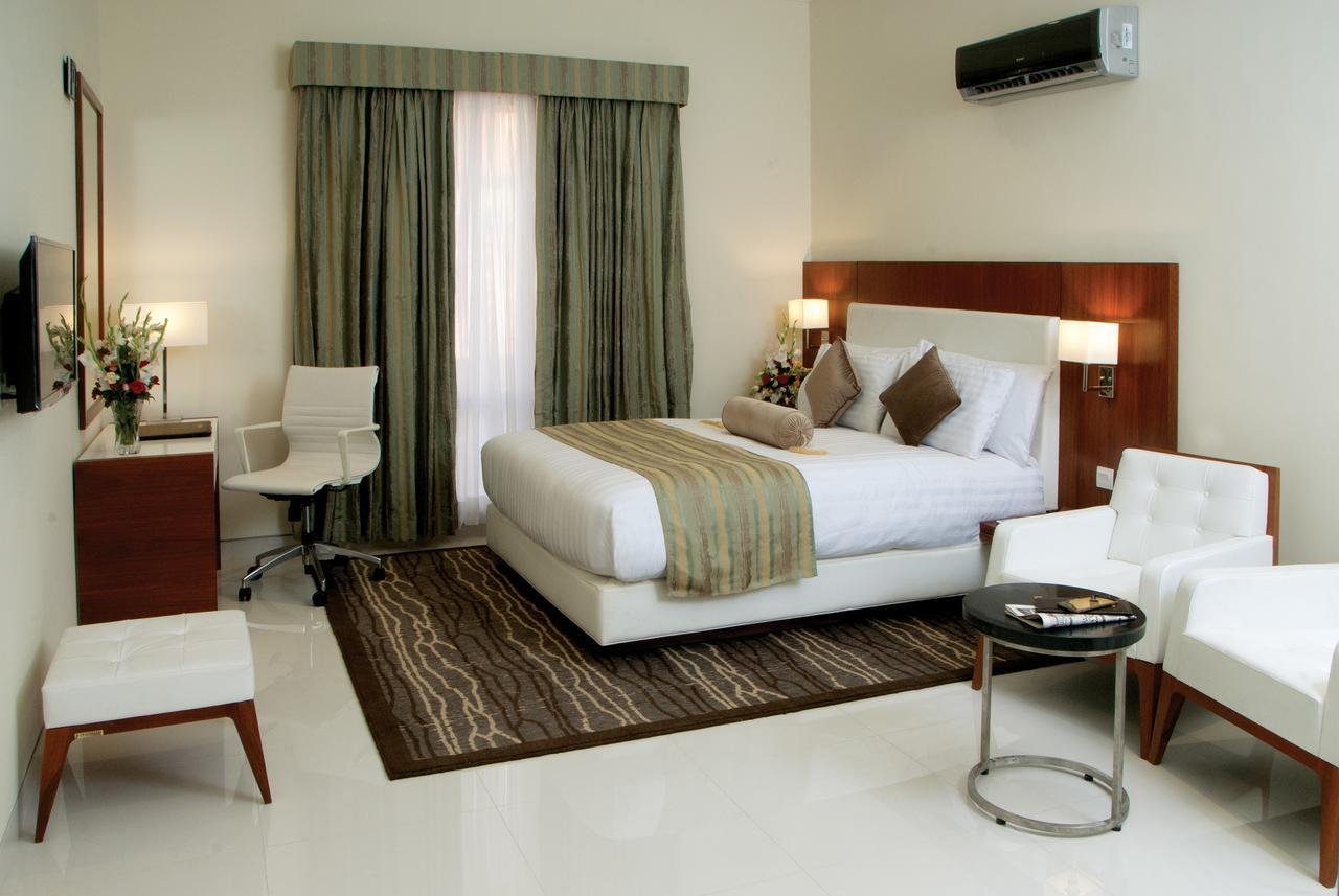 Avari Boutique Multan Ngoại thất bức ảnh